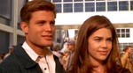 Johnny Rico (Casper Van Dien) og Carmen (Denise Richards) lige før de melder sig til tjeneste.